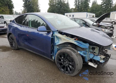 2022 Tesla Model Y from USA, damaged, VIN 7SAYGAEE1NF429863